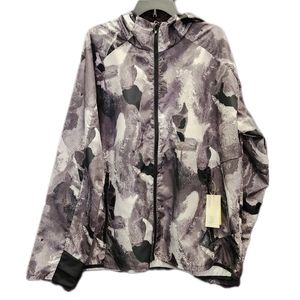 All in motion Windbreaker - Size 2X